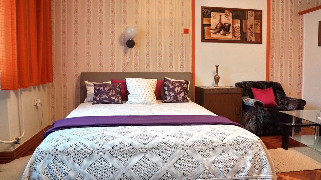 Hajnal Apartman Villa Gyula Ngoại thất bức ảnh